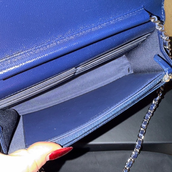 CHANEL Classic Navy Caviar WOC - Picture 6 of 15